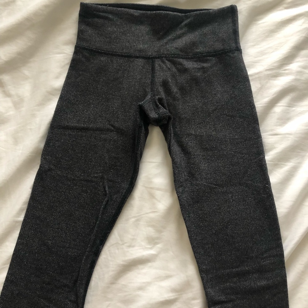 Lululemon Deep Grey Heathered Chevron W.U